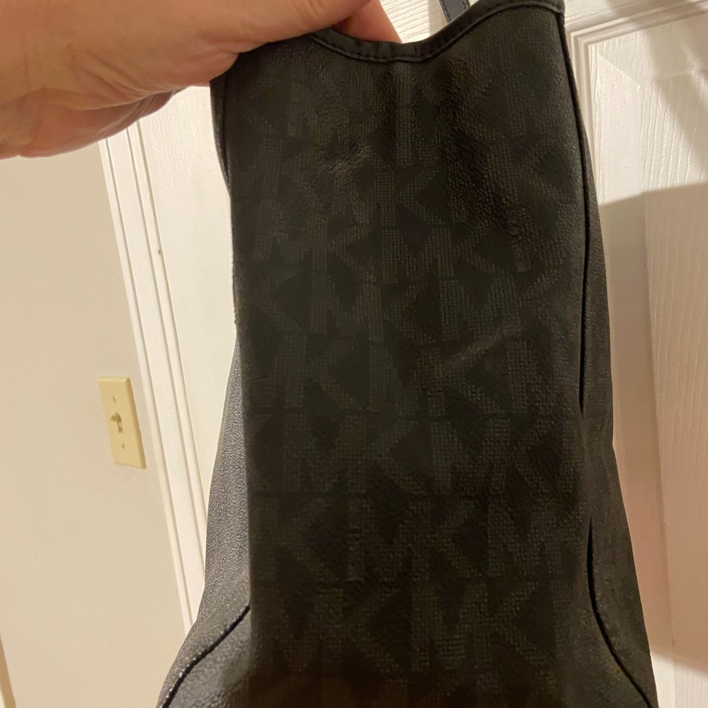 Michael Kors Black Monogram Tote
Preloved condition - Picture 7 of 12